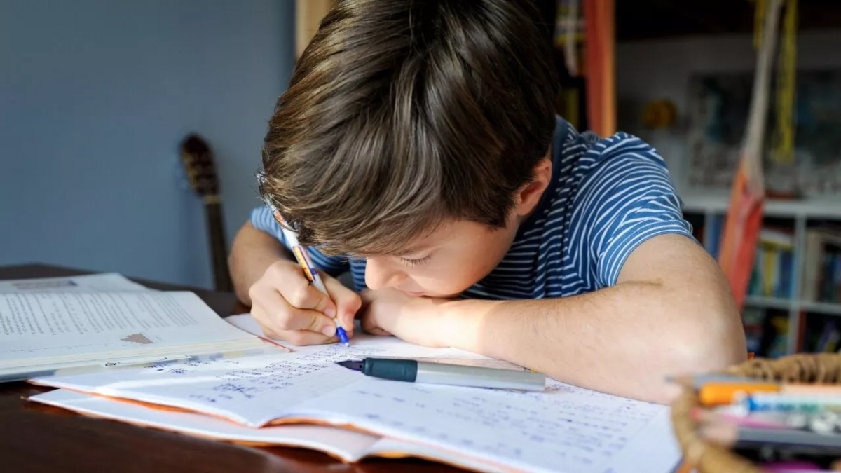 Τα δέκα χαρακτηριστικά του καλού μαθητή – Τι να κάνουν οι γονείς για να τα αναδείξουν