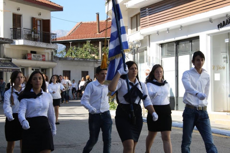 Η Κατούνα τίμησε την επέτειο του “ΟΧΙ” (φωτό)