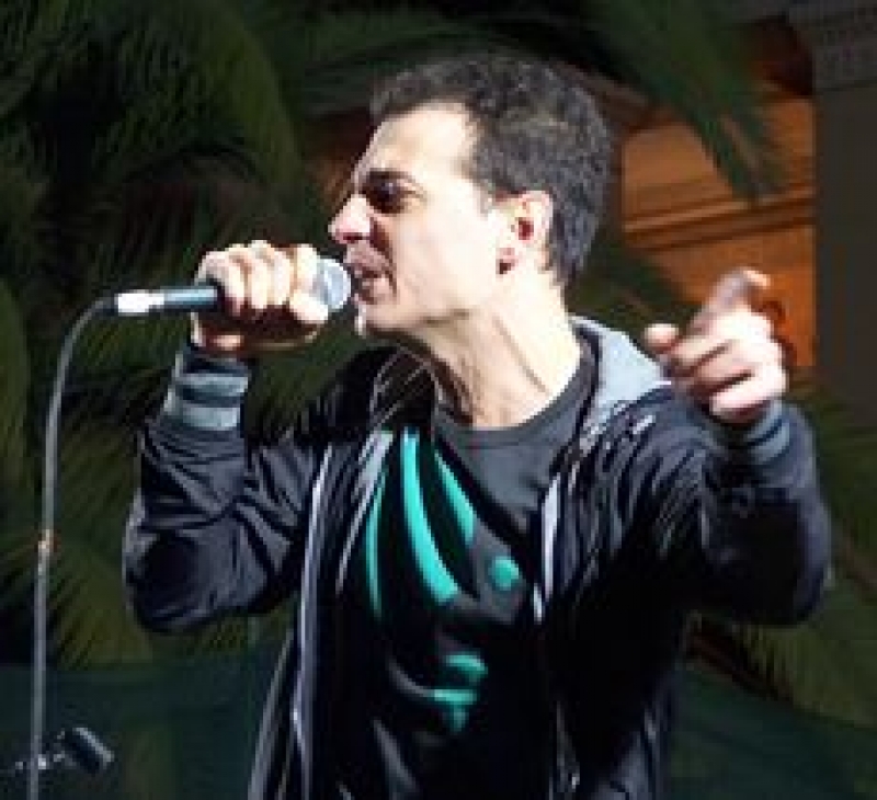 Συναυλία με τον Μανώλη Φάμελλο στη Ναύπακτο