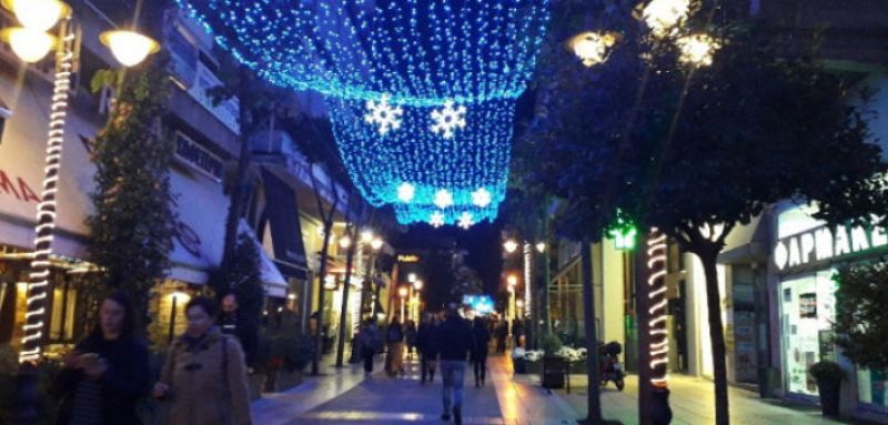 Την ερχόμενη Παρασκευή θα ανάψουν τα Χριστουγεννιάτικα λαμπιόνια στο Αγρίνιο