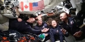 Τι τρώνε, πώς κοιμούνται και πώς πλένονται οι τέσσερις αστροναύτες του Artemis II που πήγαν στη Σελήνη