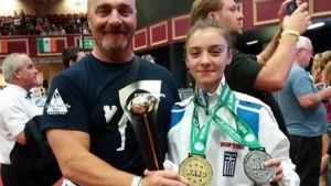 Σεμέλη Ζαρμακούπη: 14χρονη Eυρυτάνισσα πρωταθλήτρια κόσμου στο kick boxing