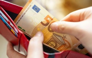 Youth Pass: Πώς θα λάβουν 150 ευρώ οι 18χρονοι και 19χρονοι