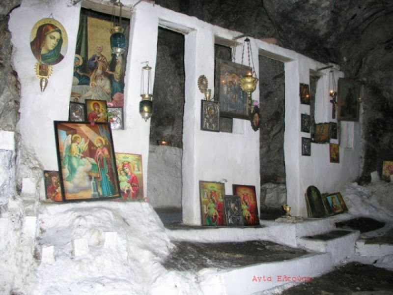 Παναγία Αγία Ελεούσα στην Τρύφο. Ένα όμορφο εκκλησάκι σε σπηλιά