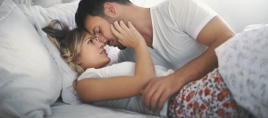 Άνδρες προσοχή: Τα 5+1 πράγματα που κάνετε... λάθος στο κρεβάτι
