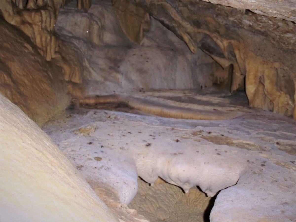 Μαγευτικός σπηλαιοδιάκοσμος στην Κλόκοβα (φωτο)