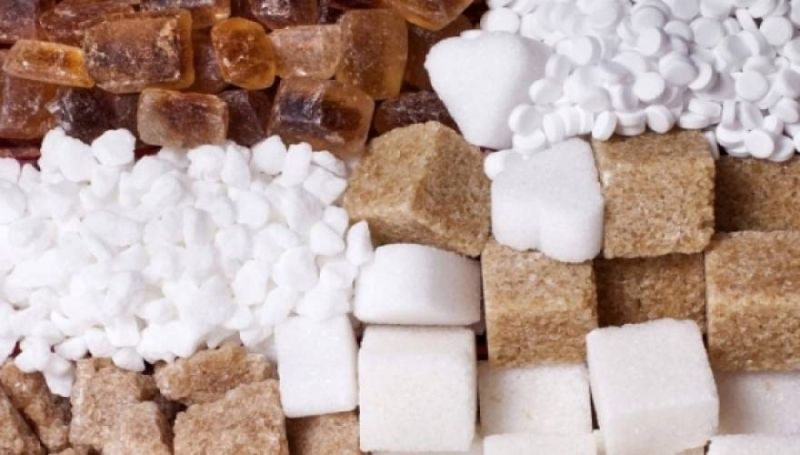 Λευκή εναντίον καστανής ζάχαρης: Ποιες οι διαφορές