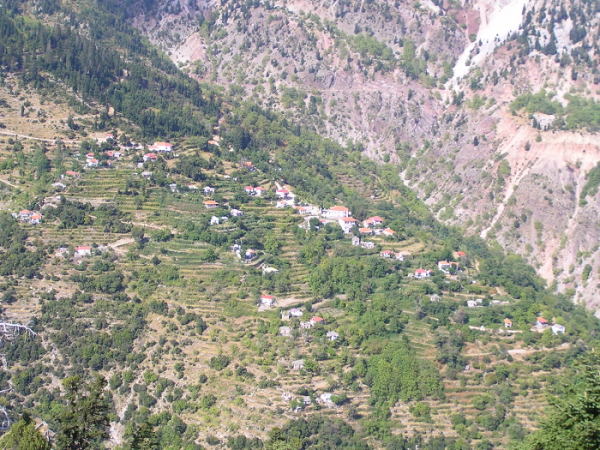 Υπόμνημα Συλλόγων ορεινών χωριών Θέρμου στον Πρωθυπουργό για χωματόδρομους