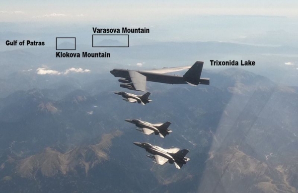 Τα ελληνικά F-16 και αμερικανικό βομβαρδιστικό B 52 πέρασαν και από τον ουρανό της Αιτωλοακαρνανίας