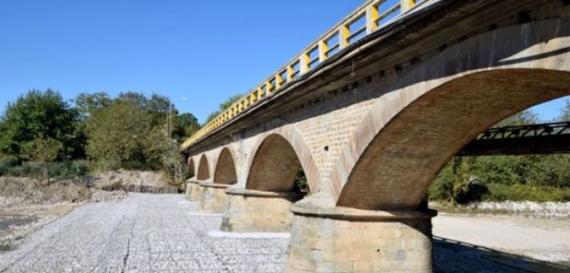 Ο «επίλογος» των εργασιών αποκατάστασης των ζημιών της γέφυρας της Αβόρανης