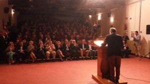 Απόστολος Κατσιφάρας: «Με 48 εκατομμύρια ευρώ αλλάζουμε όλη την εικόνα Μεσολογγίου και Αιτωλικού»- Κατάμεστη η αίθουσα στην ομιλία του στο «Τρικούπειο»