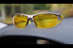 Δεν βοηθούν στην νυκτερινή οδήγηση τα κίτρινα γυαλιά λένε Αμερικανοί επιστήμονες
