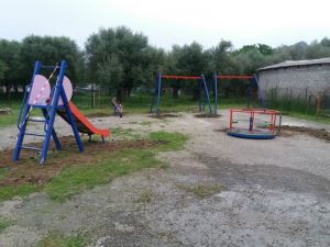 Ολοκληρώθηκαν οι  εργασίες τοποθέτησης πιστοποιημένων οργάνων  σε  7 παιδικές χαρές του Δήμου Αγρινίου.
