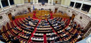 Ξεκίνησε η συζήτηση του διυπουργικού νομοσχεδίου για άσυλο και ΟΤΑ -Την Πέμπτη η ψήφισή του