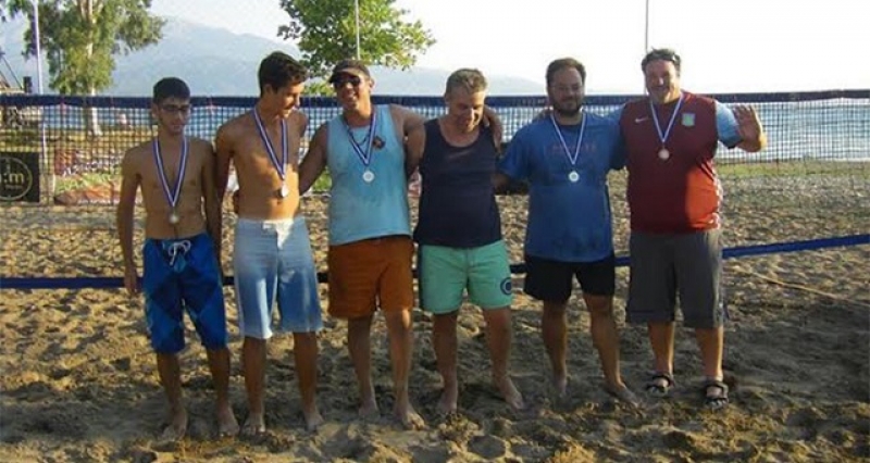 Ομόνοια Ναυπάκτου: Τουρνουά Beach Tennis στο Γρίμποβο (φωτο)