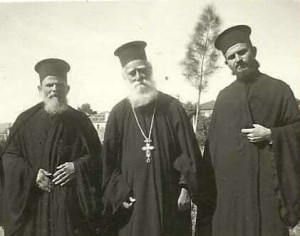 Αγρίνιο: 65χρόνια χωρίς τον Παπαποστόλη - Αρχιμανδρίτης Απόστολος Φαφούτης (1874-1960)
