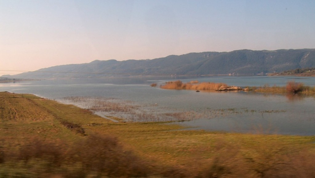 Τι λέει ο δήμαρχος Αμφιλοχίας για την πτώση της στάθμης των υδάτων στην Αμβρακία