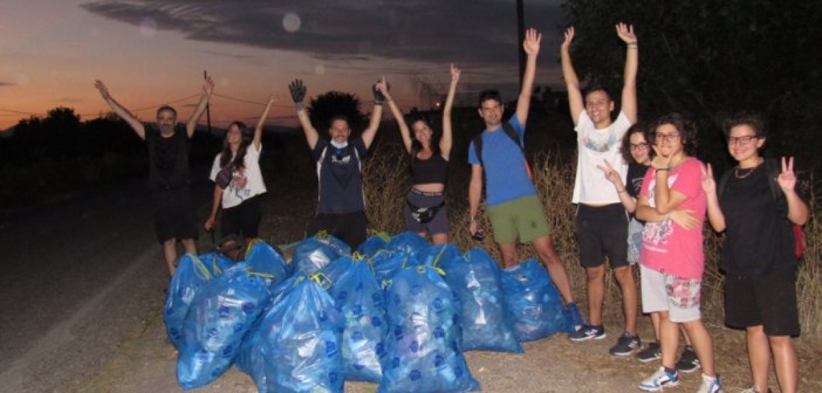 Αγρίνιο – Save Your Hood: Η εθελοντική ομάδα που μάζεψε 22 σακούλες σκουπιδιών στο Δοκίμι (ΦΩΤΟ)