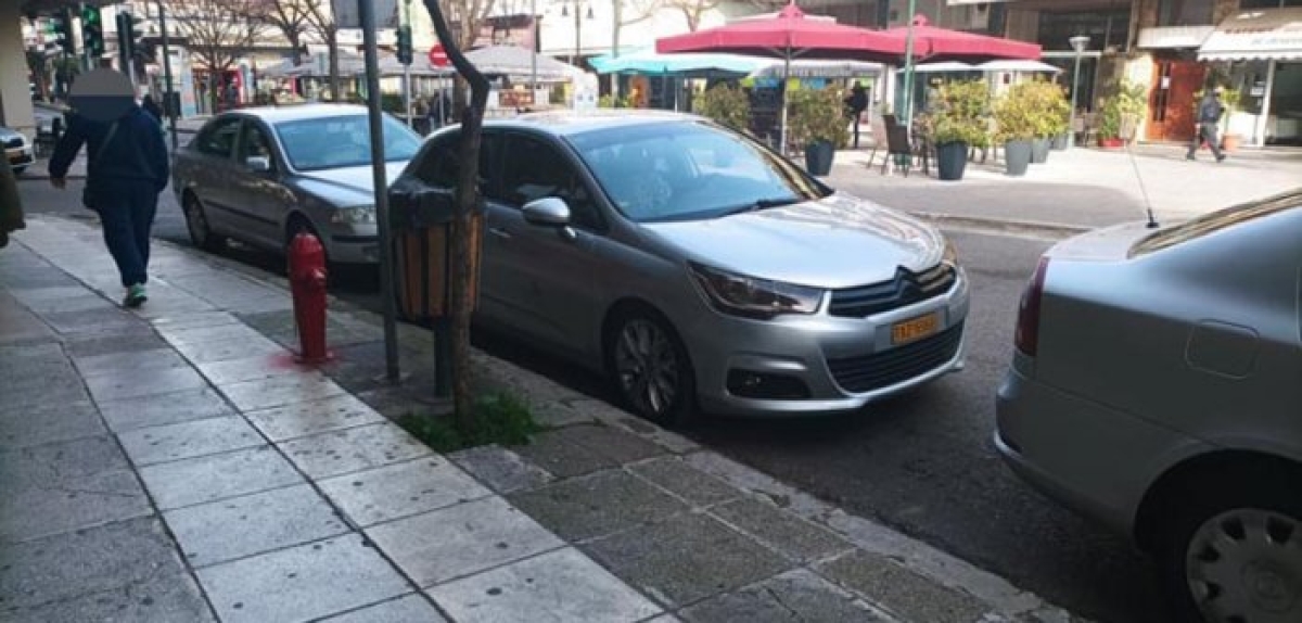 Αγρίνιο: Μεταφέρθηκε η πιάτσα ταξί από την Καρπενησίου στην πλατεία Καραπανέικα