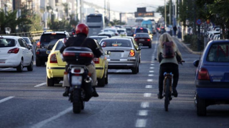 Άδειες οδήγησης και μεταβιβάσεις με ένα κλικ από το σπίτι μας!