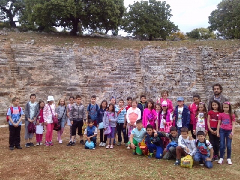 Το 1ο Δημοτικό Σχολείο Παναιτωλίου στον αρχαιολογικό χώρο των Οινιαδών