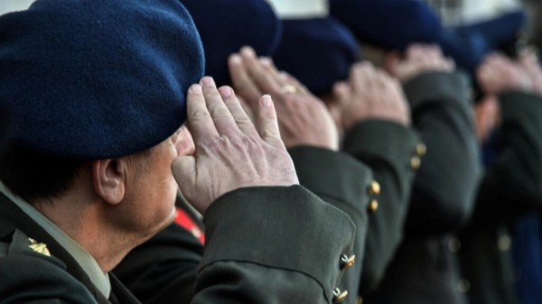 Δημοσιεύθηκε η ΚΥΑ για τις αυξήσεις στις Ένοπλες Δυνάμεις – Οι δικαιούχοι και τα ποσά