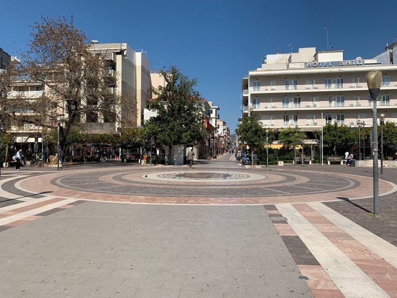 Ανακοινώνεται απαγόρευση κυκλοφορίας – Με SMS θα ενημερώνουν οι πολίτες πού πηγαίνουν