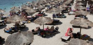 Έτσι θα ανοίξουν οι 515 οργανωμένες παραλίες το Σάββατο 16 Μαΐου – Απαγορεύεται το αλκοόλ και το delivery