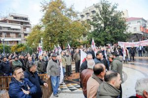 Το Εργατικό Κέντρο καλεί σε συλλαλητήριο στην πλατεία την Πέμπτη
