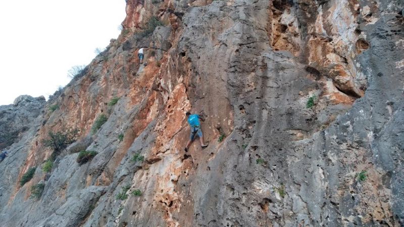 Σε εξέλιξη το 3ο Climbing Festival στον Μύτικα (φωτο)