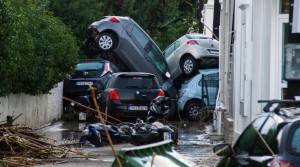 Υποχρεωτική γίνεται η ασφάλιση των αυτοκινήτων για πλημμύρα και για πυρκαγιά