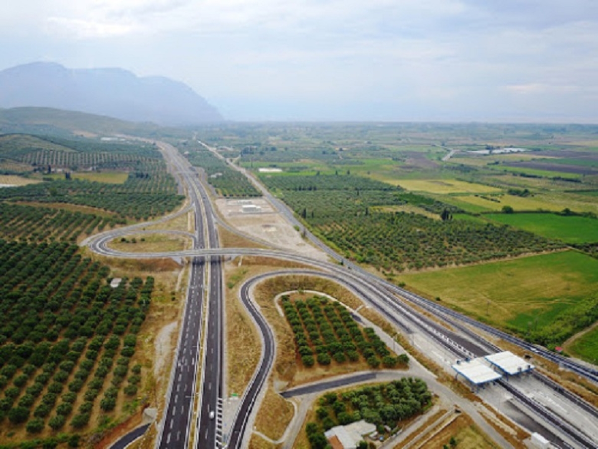 Κυκλοφοριακές ρυθμίσεις μέχρι το τέλος του έτους στο παράπλευρο δίκτυο της Ιόνιας Οδού