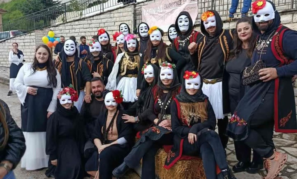 Αγρίνιο: Η «Μπούλα» ζωντάνεψε και φέτος το πνεύμα των Αποκριών στο Άνω Κεράσοβο