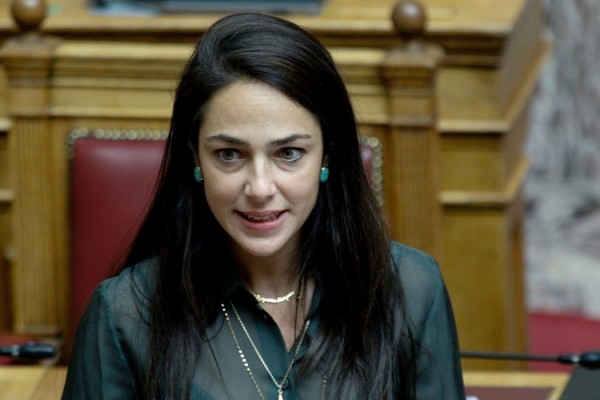 Μιχαηλίδου: «Με το νέο νομοσχέδιο ο τρίτεκνος γονέας θα έχει τα προνόμια του τρίτεκνου για πάντα, ανεξάρτητα από την ηλικία των παιδιών του»