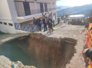 Μεγάλο πρόβλημα με τον κρατήρα στην Κατούνα (εικόνες)