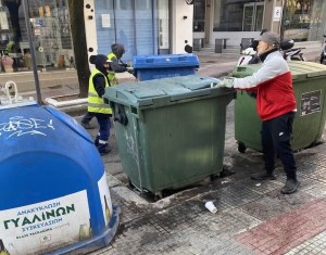 Αγρίνιο: Ανήμερα του Πάσχα και οι εργαζόμενοι στην καθαριότητα βρίσκονται στο καθήκον