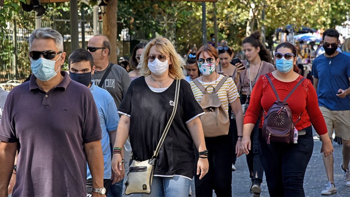 Κορωνοϊός: Τέλος οι μάσκες από το Σάββατο σε εξωτερικούς χώρους -Η ανακοίνωση του υπ. Υγείας