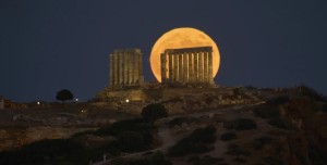 Πανσέληνος Αυγούστου 2025: Πότε θα δούμε το «Φεγγάρι του Οξύρρυγχου»