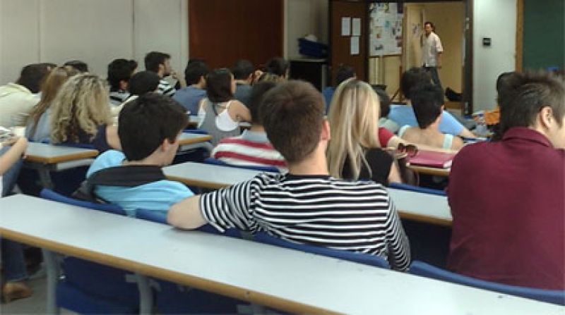 ΟΑΕΔ: Τα επιδόματα που δικαιούνται οι φοιτητές