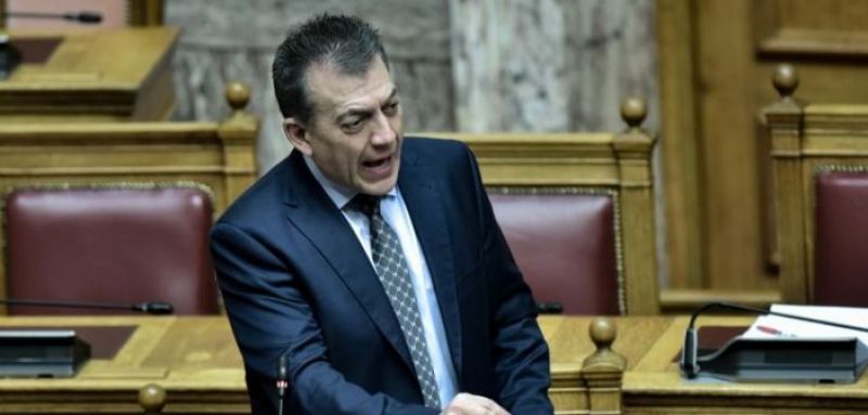 Βρούτσης: Ψέματα όσα λένε για μείωση μισθού 50%