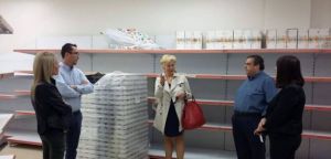 Το Κοινωνικό Παντοπωλείο Αγρινίου επισκέφθηκε η Διεθνολόγος – Οικονομολόγος Μαρία Καλπουζάνη (ΔΕΙΤΕ ΦΩΤΟ)