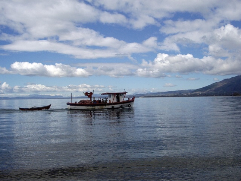 Λίμνη Τριχωνίδα – Μνημείο φύσης και πολιτισμού