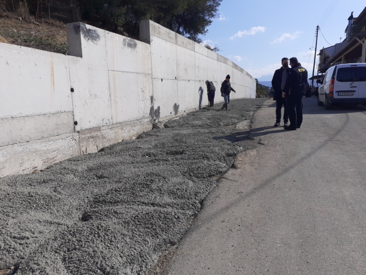 Eργασίες κατασκευής τοιχίου αντιστήριξης στην κοινότητα Στράτου Αγρινίου