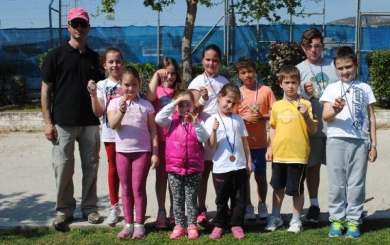 Συμμετοχές σε παιδικούς αγώνες τένις από το Αγρίνιο