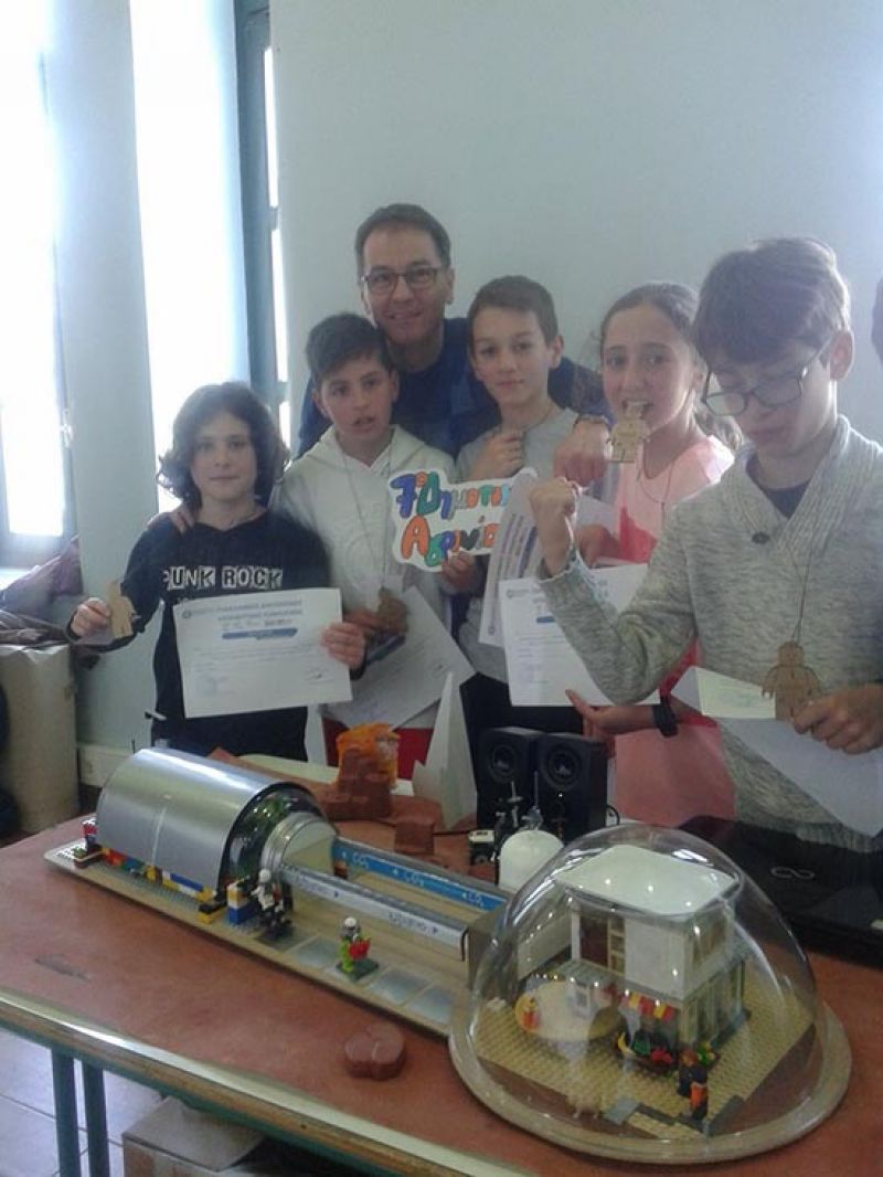 Πρώτη θέση για το 7ο Δημοτικό Σχολείο Αγρινίου στον Περιφερειακό Διαγωνισμό Ρομποτικής (φωτο)