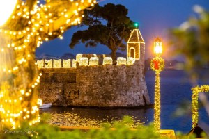 Το Πρόγραμμα Εκδηλώσεων του Δήμου Ναυπακτίας  για τα Χριστούγεννα και την Πρωτοχρονιά (Κυρ 14/12/2025 - Τρι 6/1/2025)