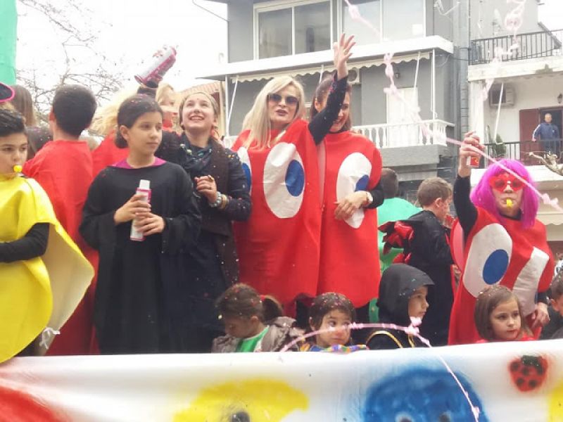 Δείτε ΦΩΤΟ απο την παρέλαση στο Καρναβάλι της ΚΑΤΟΥΝΑΣ