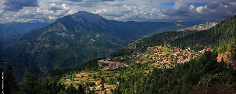 Ορεινή Ναυπακτία: Ταξίδι στα Κράβαρα (www.travelbook.gr)