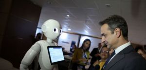 Μητσοτάκης: Οι πάροχοι κινητής τηλεφωνίας να μειώσουν τις τιμές των δεδομένων