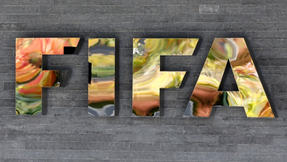 Αποφασίζει για την μπλε κάρτα η FIFA